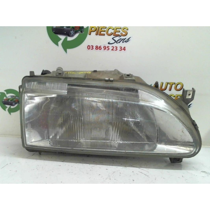 Optique avant principal droit (feux)(phare) RENAULT R19 PHASE 1 d’occasion