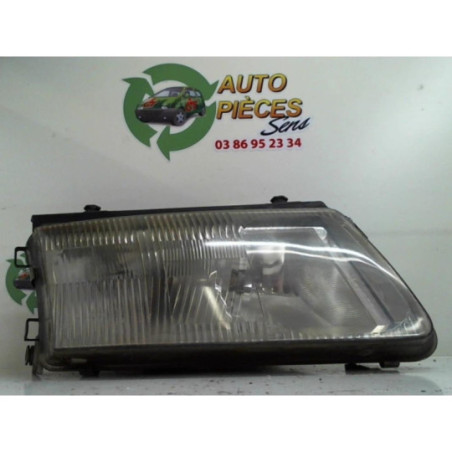Optique avant principal droit (feux)(phare) VOLKSWAGEN  d’occasion
