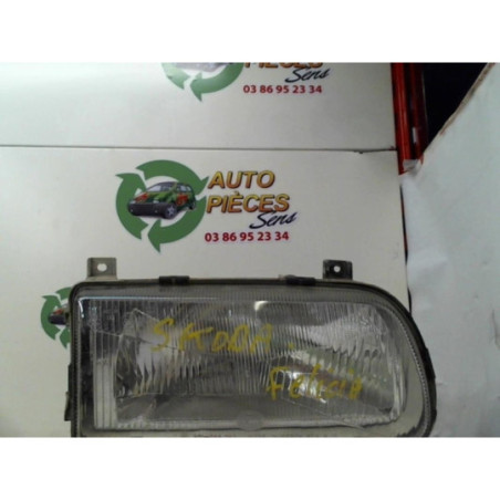 Optique avant principal droit (feux)(phare) SKODA FELICIA PHASE 1 d’occasion