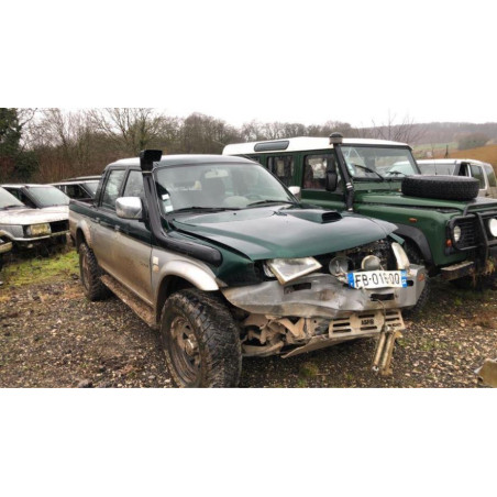 Triangle superieur avant droit MITSUBISHI L 200 2 d’occasion
