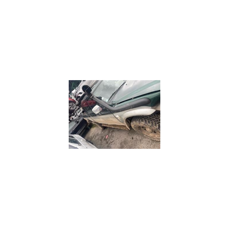 Triangle superieur avant droit MITSUBISHI L 200 2 d’occasion