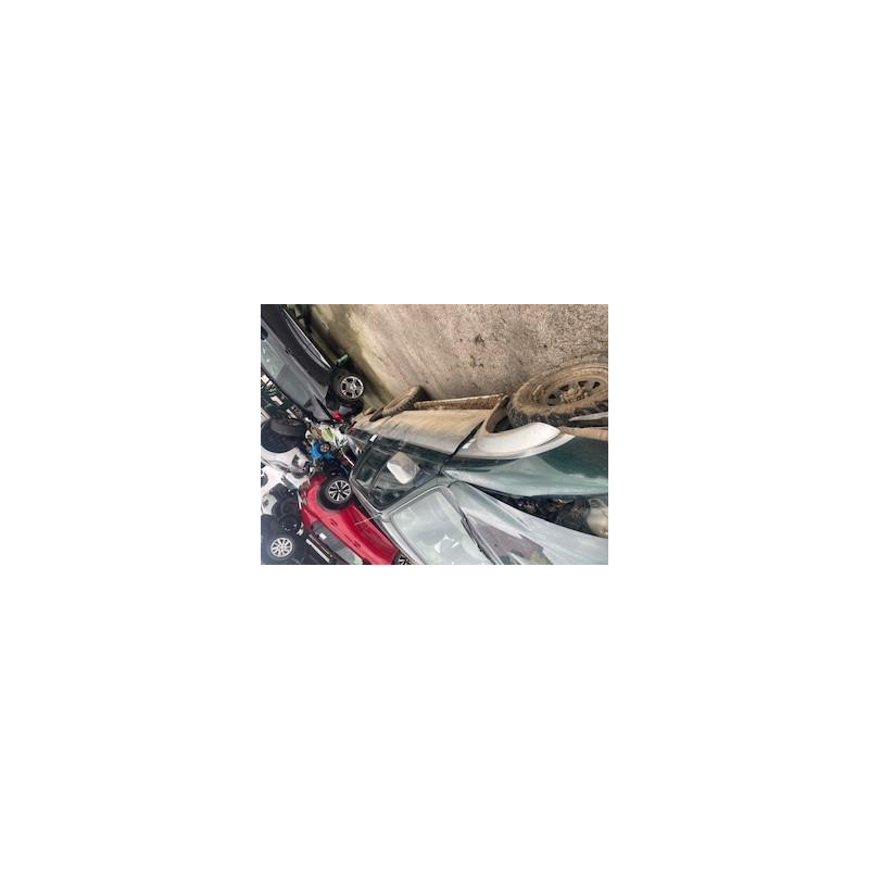 Triangle superieur avant droit MITSUBISHI L 200 2 d’occasion