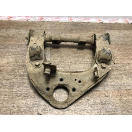 Triangle superieur avant gauche MITSUBISHI L 200 2 d’occasion