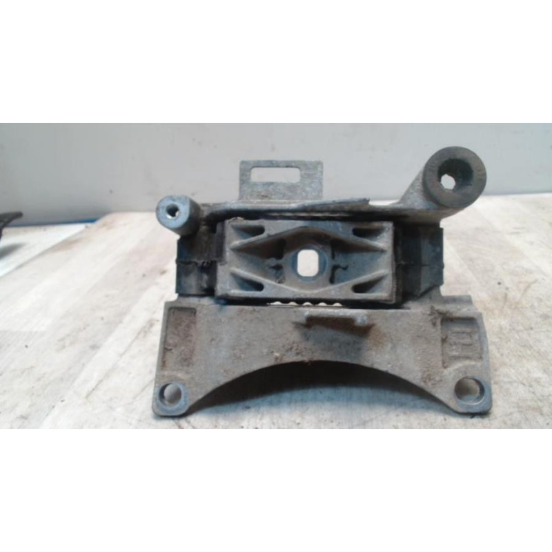 Support moteur RENAULT MEGANE 3 PHASE 2 d’occasion
