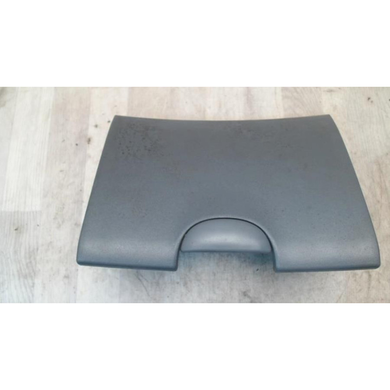 Porte boite a gants TOYOTA YARIS 1 PHASE 1 d’occasion