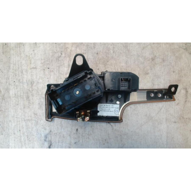 Commande de phare AUDI A4 2 PHASE 1 d’occasion