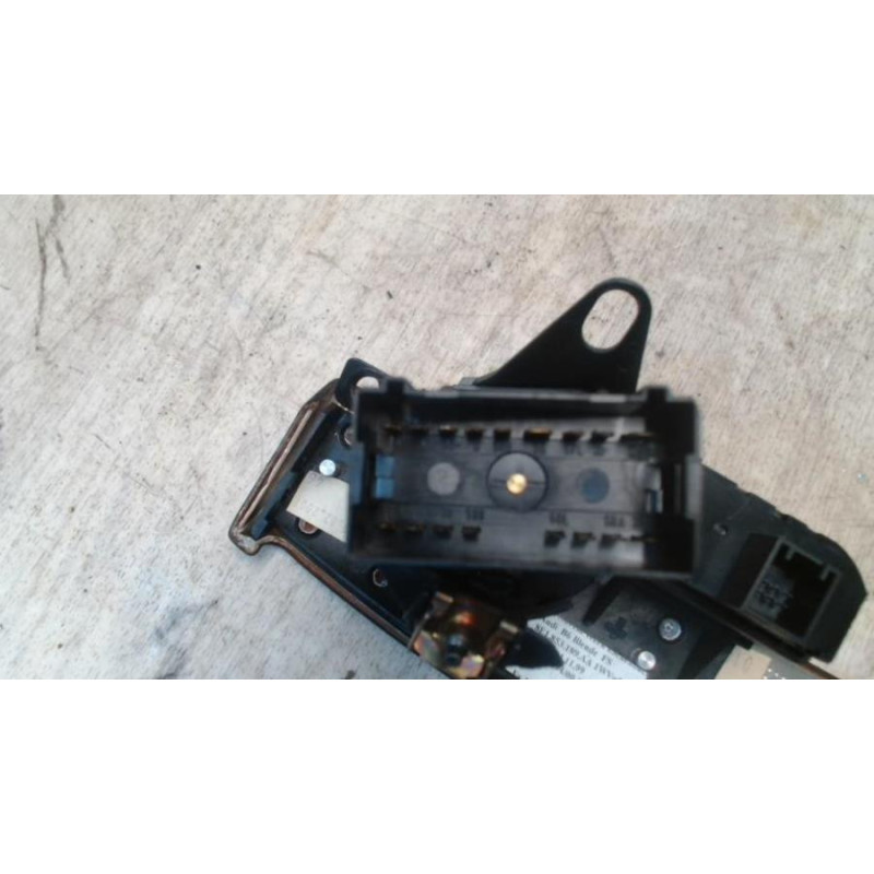Commande de phare AUDI A4 2 PHASE 1 d’occasion