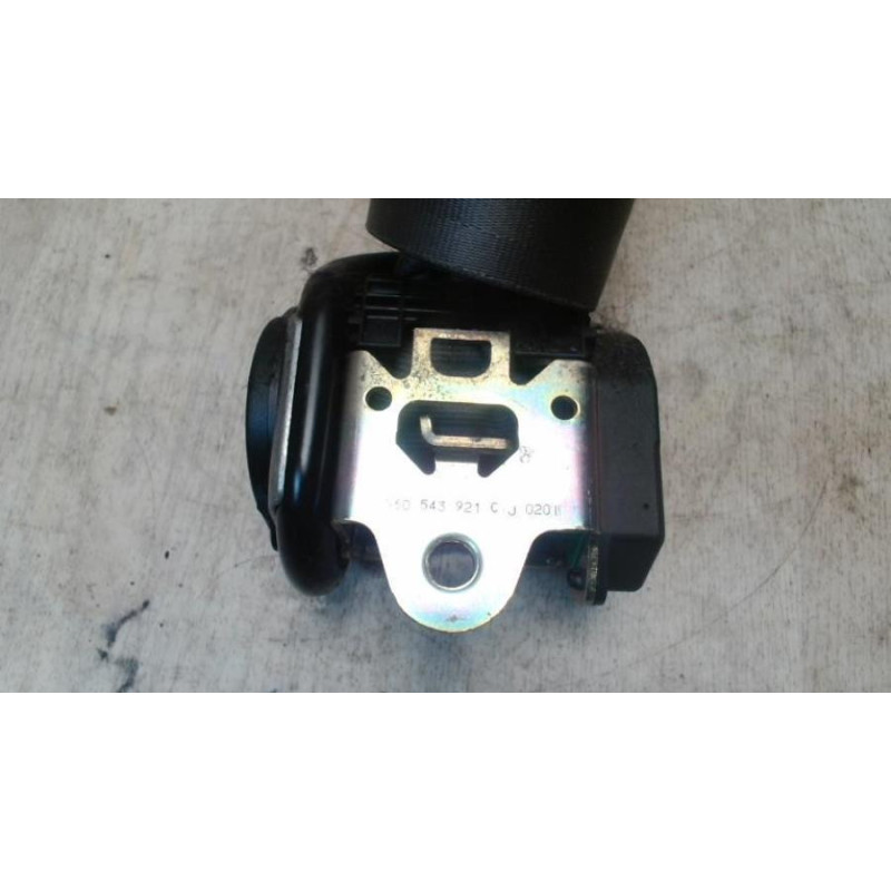 Ceinture avant droit AUDI A4 2 PHASE 1 d’occasion