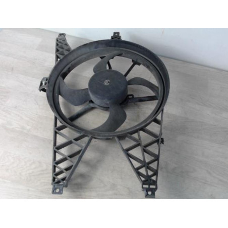 Helice de ventilateur RENAULT TWINGO 2 PHASE 1 d’occasion