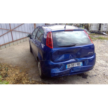 Moulure de pare choc avant FIAT GRANDE PUNTO d’occasion