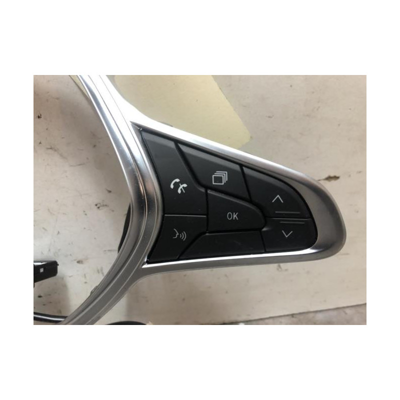Commande autoradio RENAULT CLIO 5 d’occasion