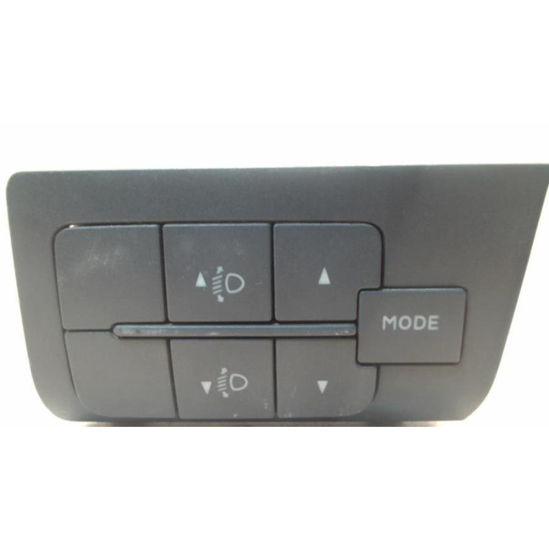 Commande de reglage hauteur de phare PEUGEOT BOXER 3 PHASE 1 d’occasion