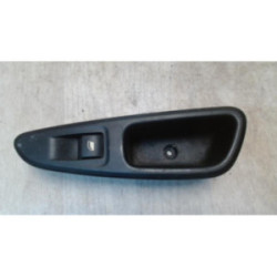 Interrupteur de leve vitre arriere droit PEUGEOT 308 1 SW PHASE 1 BREAK d’occasion