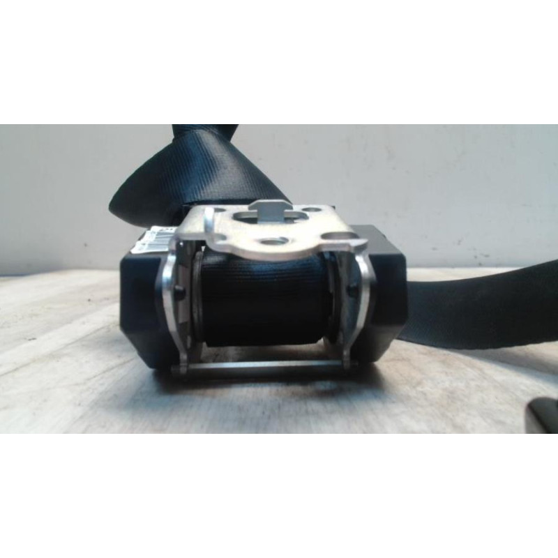 Ceinture arriere droit PEUGEOT 308 1 SW PHASE 1 BREAK d’occasion