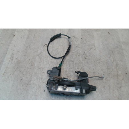 Serrure avant gauche OPEL ASTRA H PHASE 1 d’occasion
