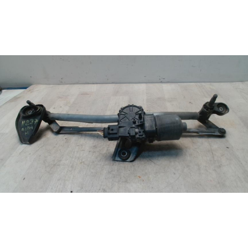 Moteur essuie glace avant OPEL ASTRA H PHASE 1 d’occasion