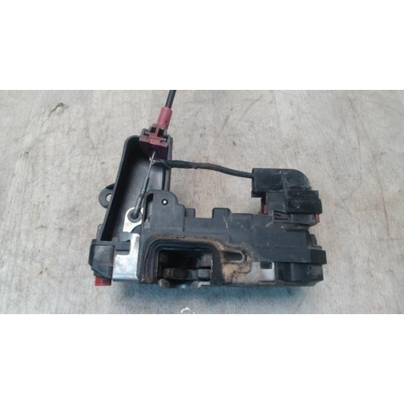 Serrure arriere droit OPEL ASTRA H PHASE 1 d’occasion