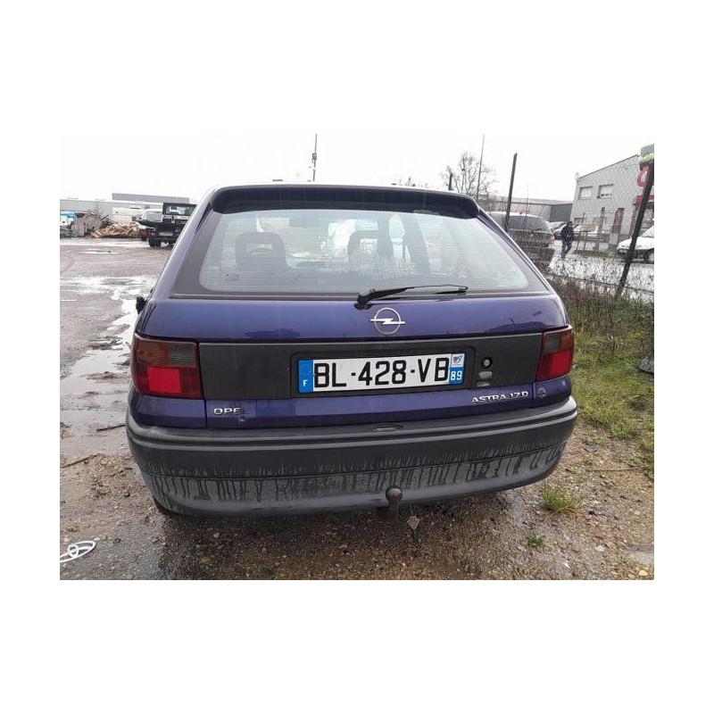Ceinture arriere droit OPEL ASTRA F PHASE 2 d’occasion