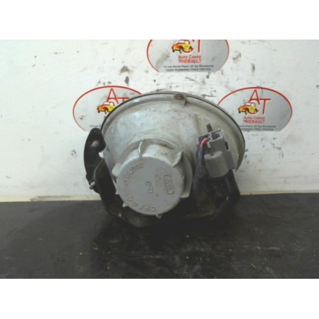 Anti brouillard droit (feux) HYUNDAI H1 FOURGON d’occasion