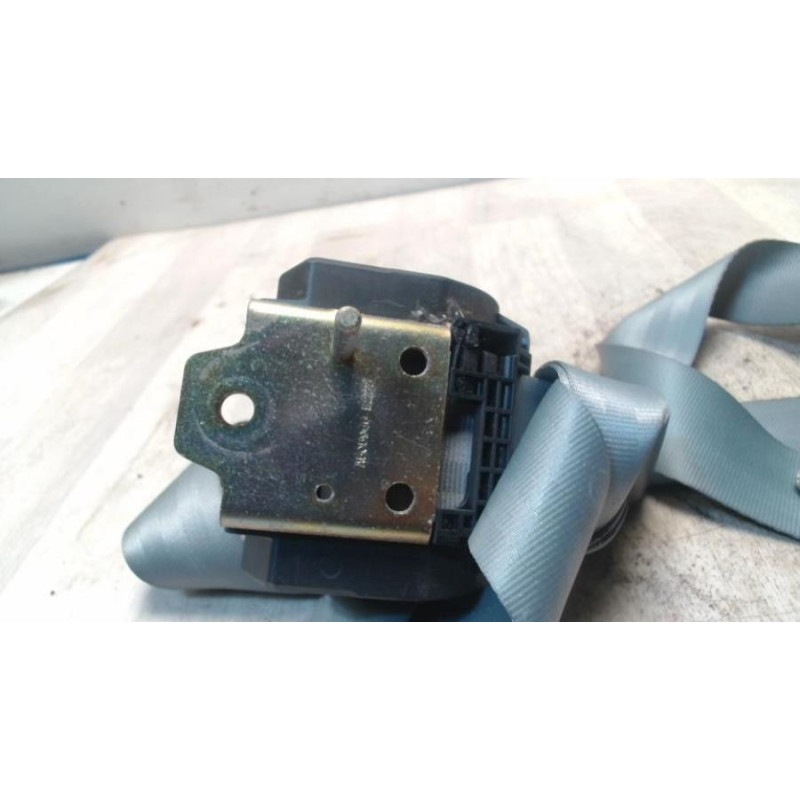 Ceinture arriere gauche RENAULT TWINGO 1 PHASE 3 d’occasion
