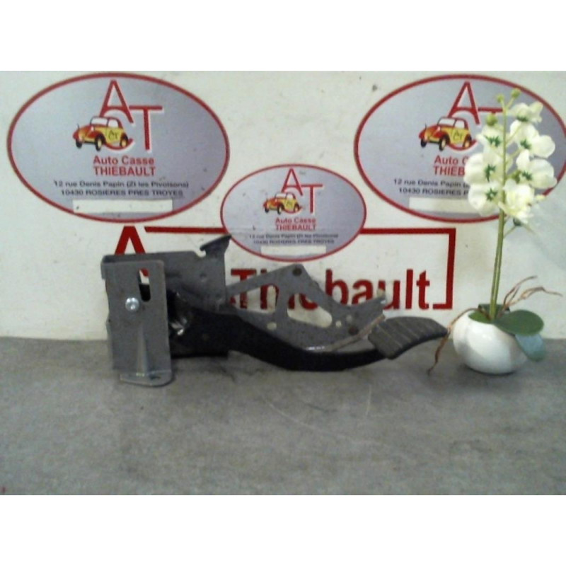 Pedalier de frein RENAULT KANGOO II d’occasion