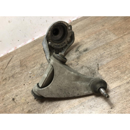 Bras de suspension superieur avant gauche ALFA ROMEO GT COUPE d’occasion