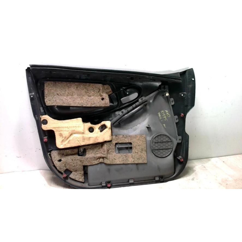 Panneau de porte avant droit TOYOTA YARIS 1 PHASE 1 d’occasion
