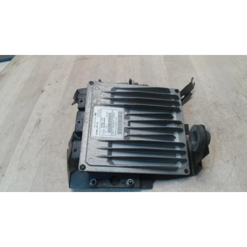 Calculateur moteur RENAULT GRAND MODUS PHASE 2 d’occasion