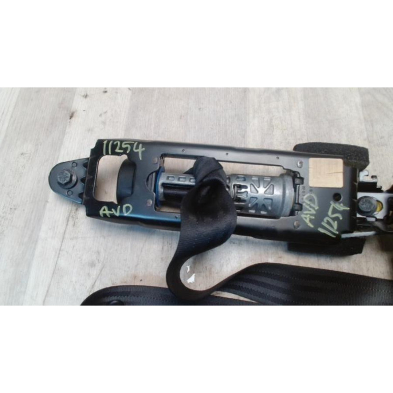 Ceinture avant droit VOLVO C 30 PHASE 1 d’occasion