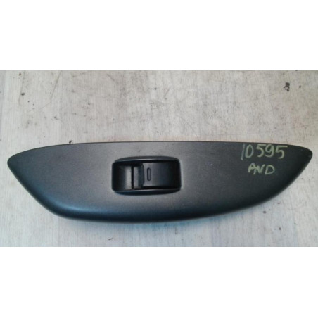 Interrupteur de leve vitre avant droit TOYOTA YARIS 1 PHASE 1 d’occasion