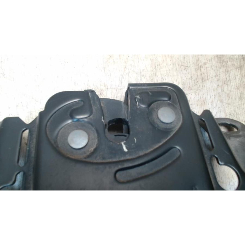 Serrure de coffre VOLVO C 30 PHASE 1 d’occasion