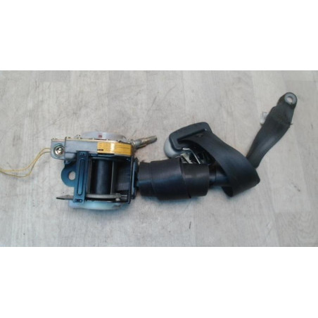 Ceinture avant droit TOYOTA YARIS 1 PHASE 1 d’occasion