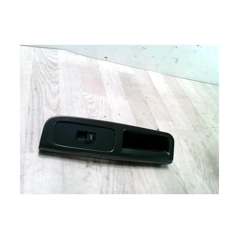 Interrupteur de leve vitre avant droit VOLVO C 30 PHASE 1 d’occasion