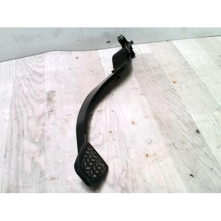 Pedalier d'embrayage TOYOTA COROLLA VERSO 2 PHASE 1 d’occasion