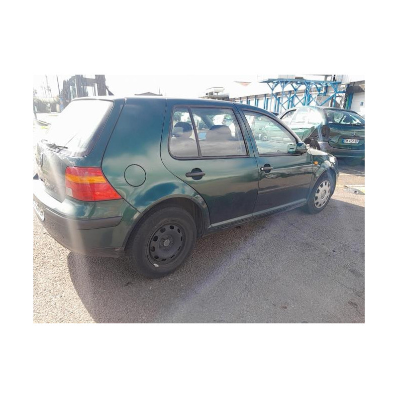 Platine feu arriere droit VOLKSWAGEN GOLF 4 d’occasion
