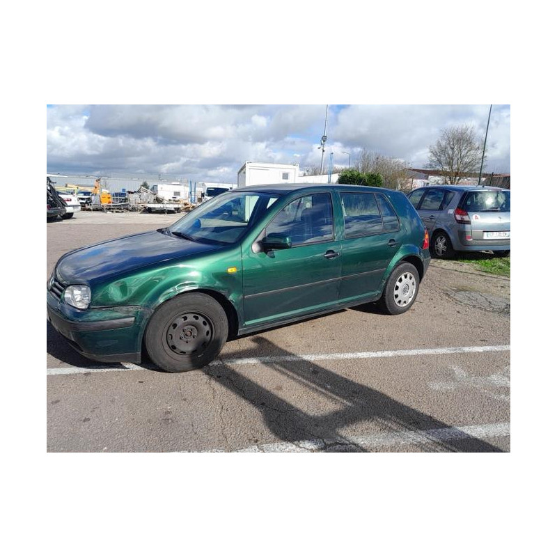 Feu arriere principal droit (feux) VOLKSWAGEN GOLF 4 d’occasion