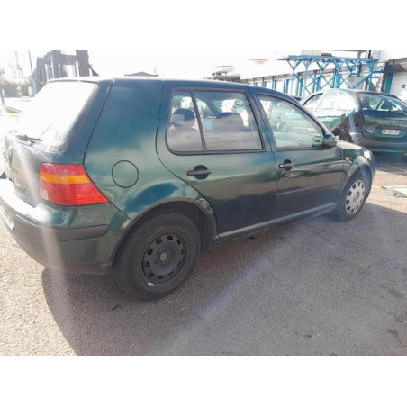 Feu arriere principal droit (feux) VOLKSWAGEN GOLF 4 d’occasion