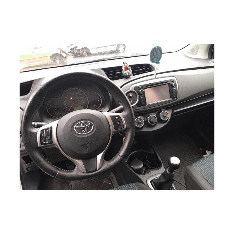 Siege avant gauche TOYOTA YARIS 3 PHASE 1 d’occasion