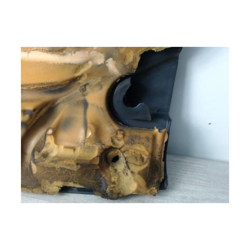 Cache moteur  RENAULT TWINGO 2 PHASE 1 d’occasion