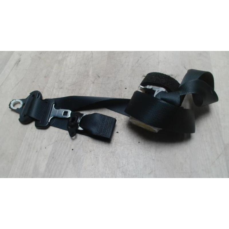 Ceinture arriere droit TOYOTA YARIS 3 PHASE 1 d’occasion