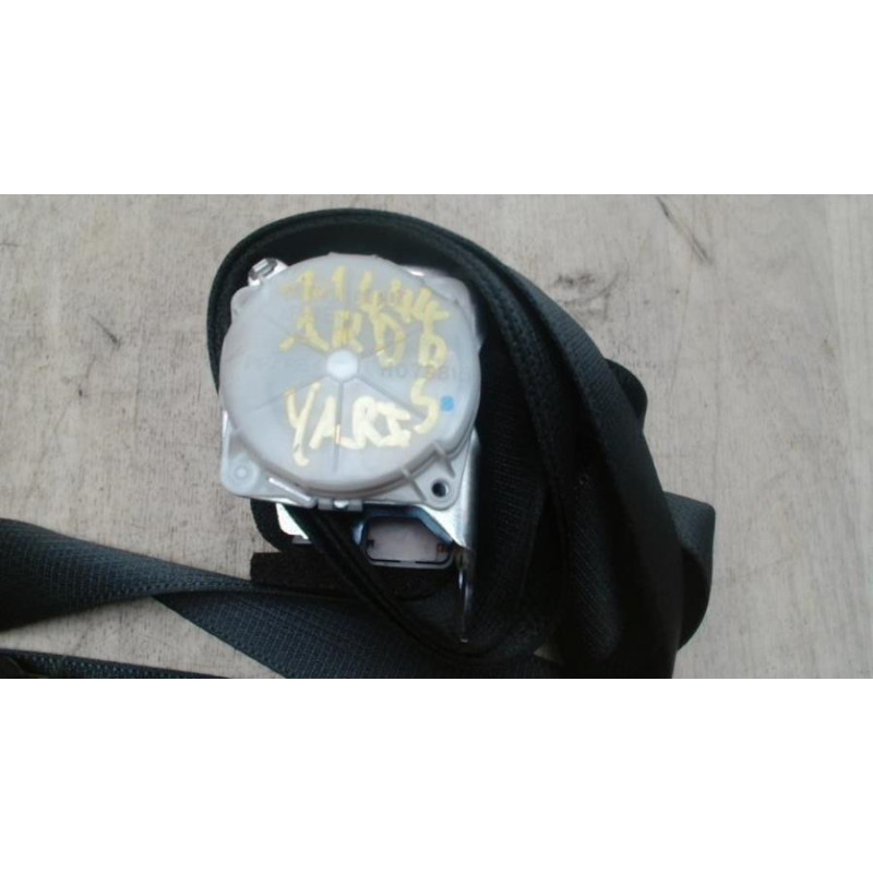 Ceinture arriere droit TOYOTA YARIS 3 PHASE 1 d’occasion