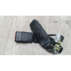 Attache ceinture arriere gauche TOYOTA YARIS 3 PHASE 1 d’occasion