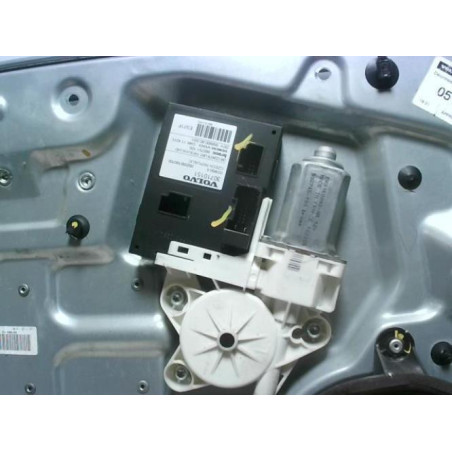 Leve vitre electrique avant gauche VOLVO S 40 2 PHASE 1 d’occasion