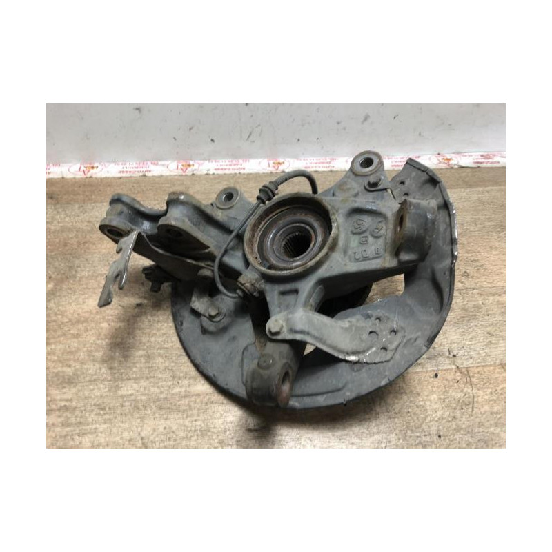 Fusee avant gauche PEUGEOT 308 2 PHASE 1 d’occasion