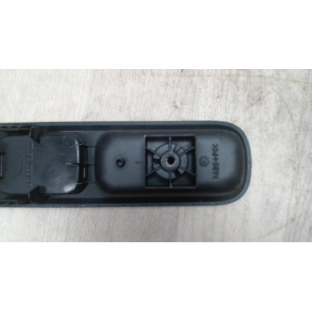 Interrupteur de leve vitre avant droit PEUGEOT 5008 1 PHASE 1 d’occasion
