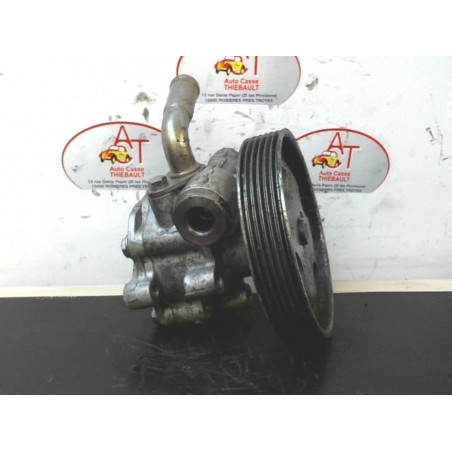 Pompe de direction FORD FIESTA V d’occasion