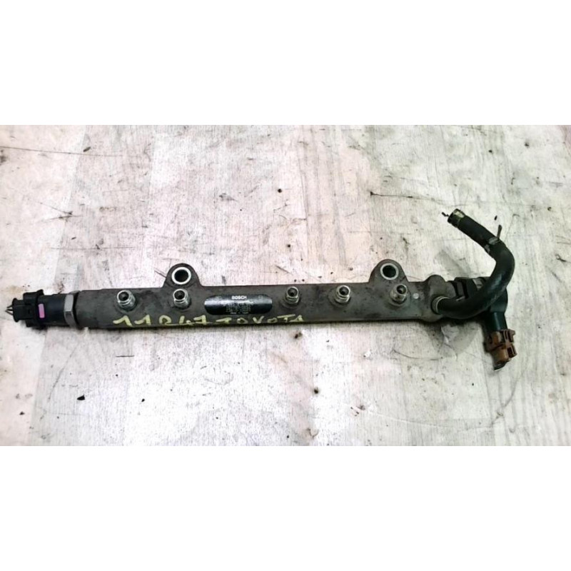Rampe injection TOYOTA YARIS VERSO PHASE 1 d’occasion