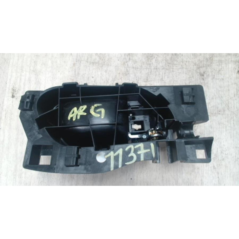 Poignee interieur arriere gauche CITROEN C3 2 PHASE 1 d’occasion