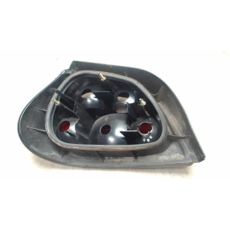 Feu arriere principal droit (feux) RENAULT MEGANE 1 PHASE 1 d’occasion