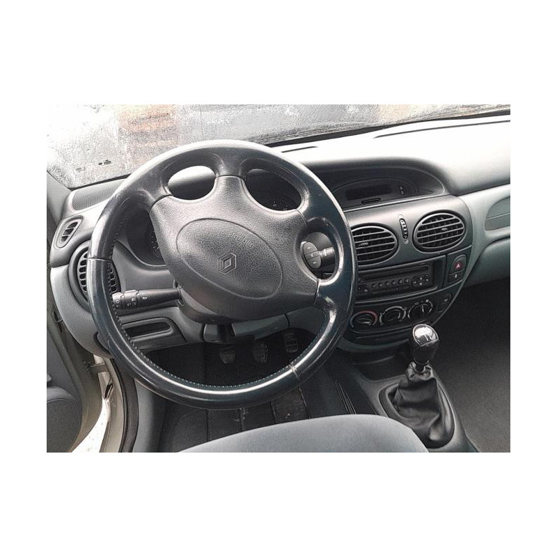 Feu arriere principal droit (feux) RENAULT MEGANE 1 PHASE 1 d’occasion